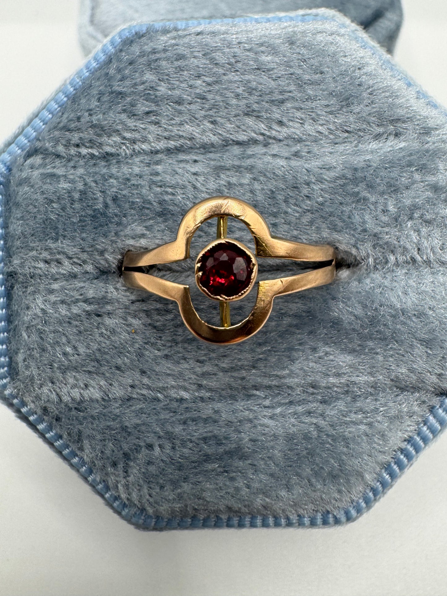 9ct gold tourmaline ring