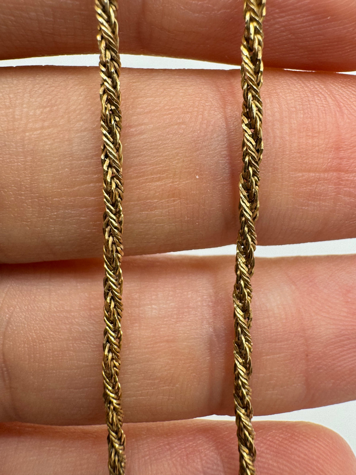9ct gold chain 47 19”