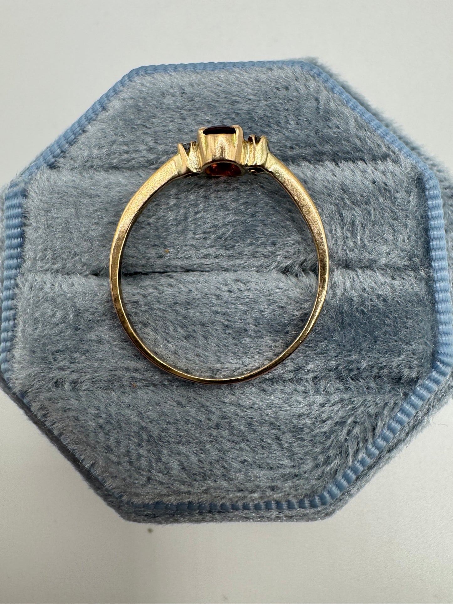 9ct gold pink sapphire and diamond ring