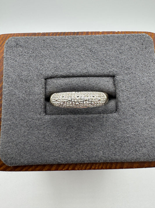 9ct gold diamond ring