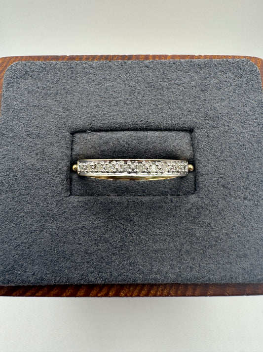 9ct gold diamond ring