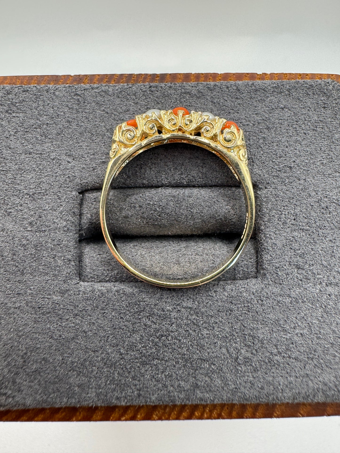 9ct gold coral and pearl ring