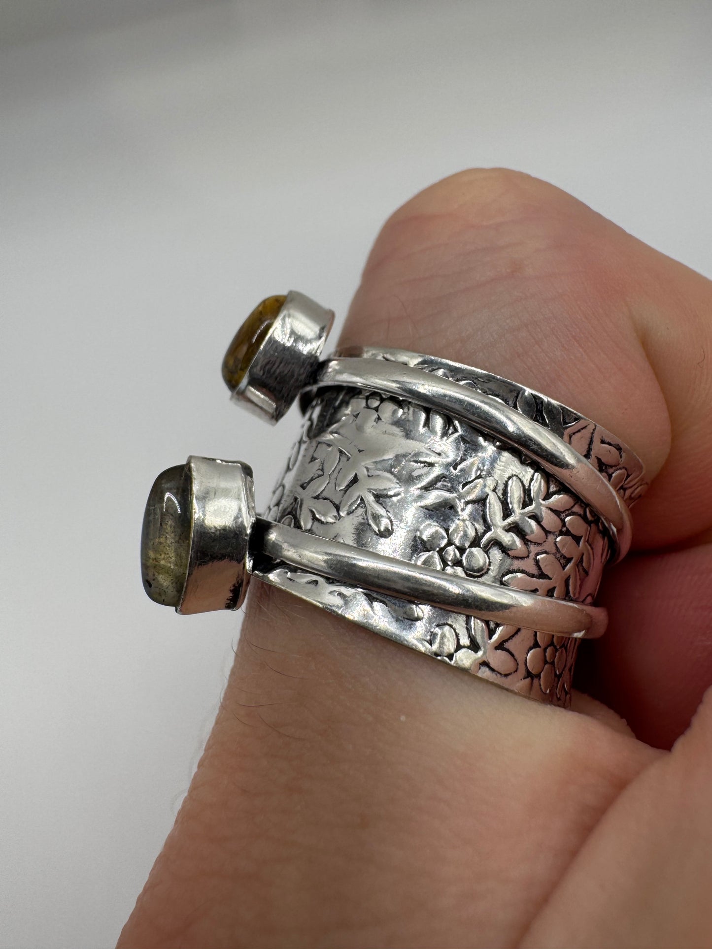 Silver tigers eye and teal quartz spinning ring (9-S)