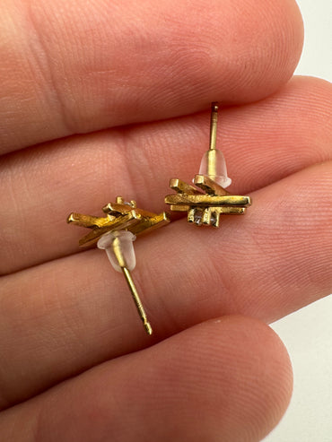 9ct gold cz hashtag style earrings