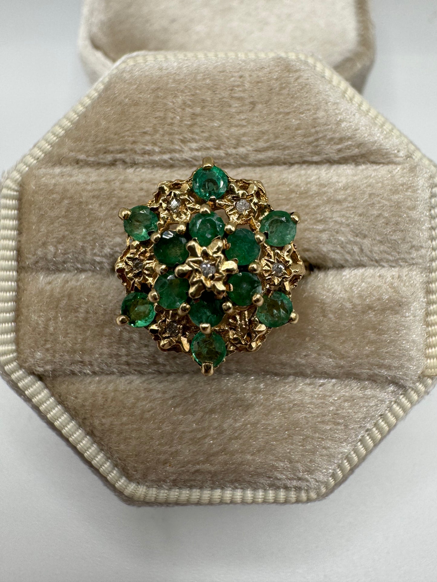 9ct gold emerald and diamond cluster ring