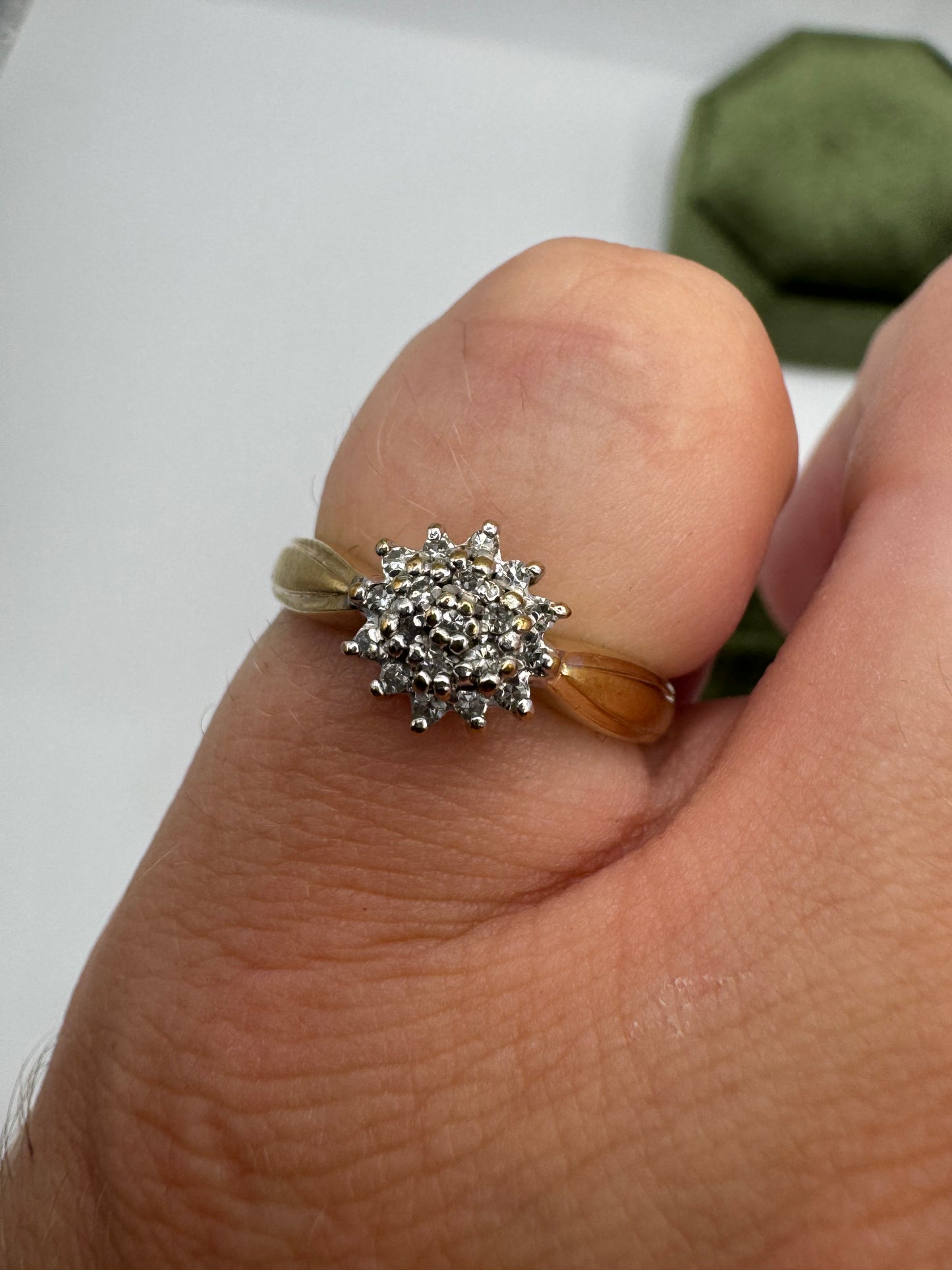 9ct gold 10 point diamond cluster ring