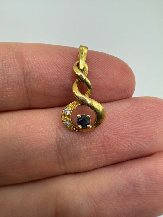 9ct gold sapphire and diamond pendant