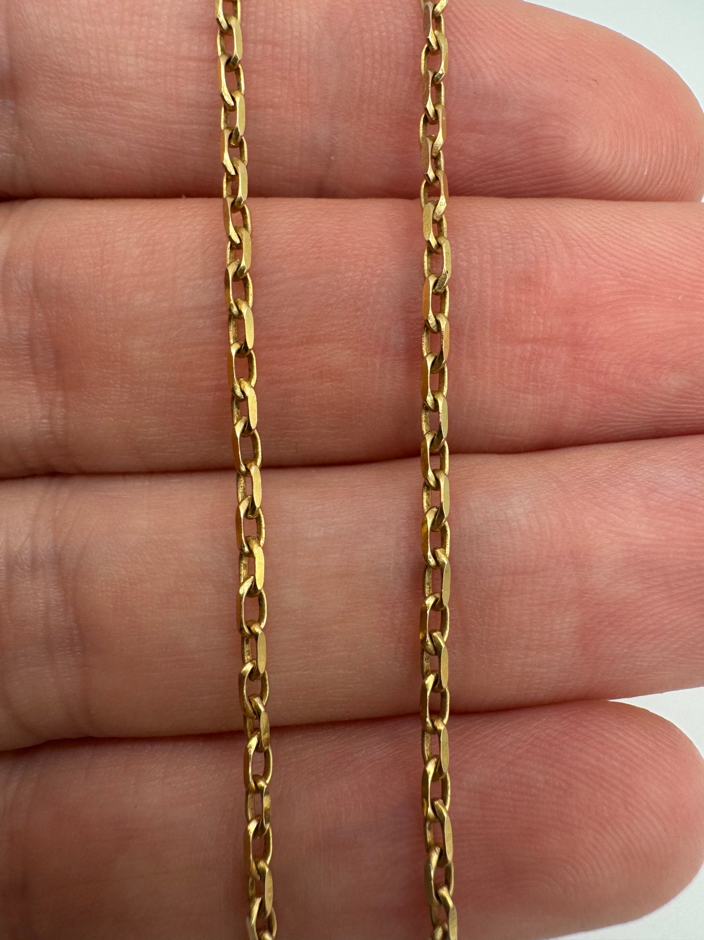 9ct gold box chain 23