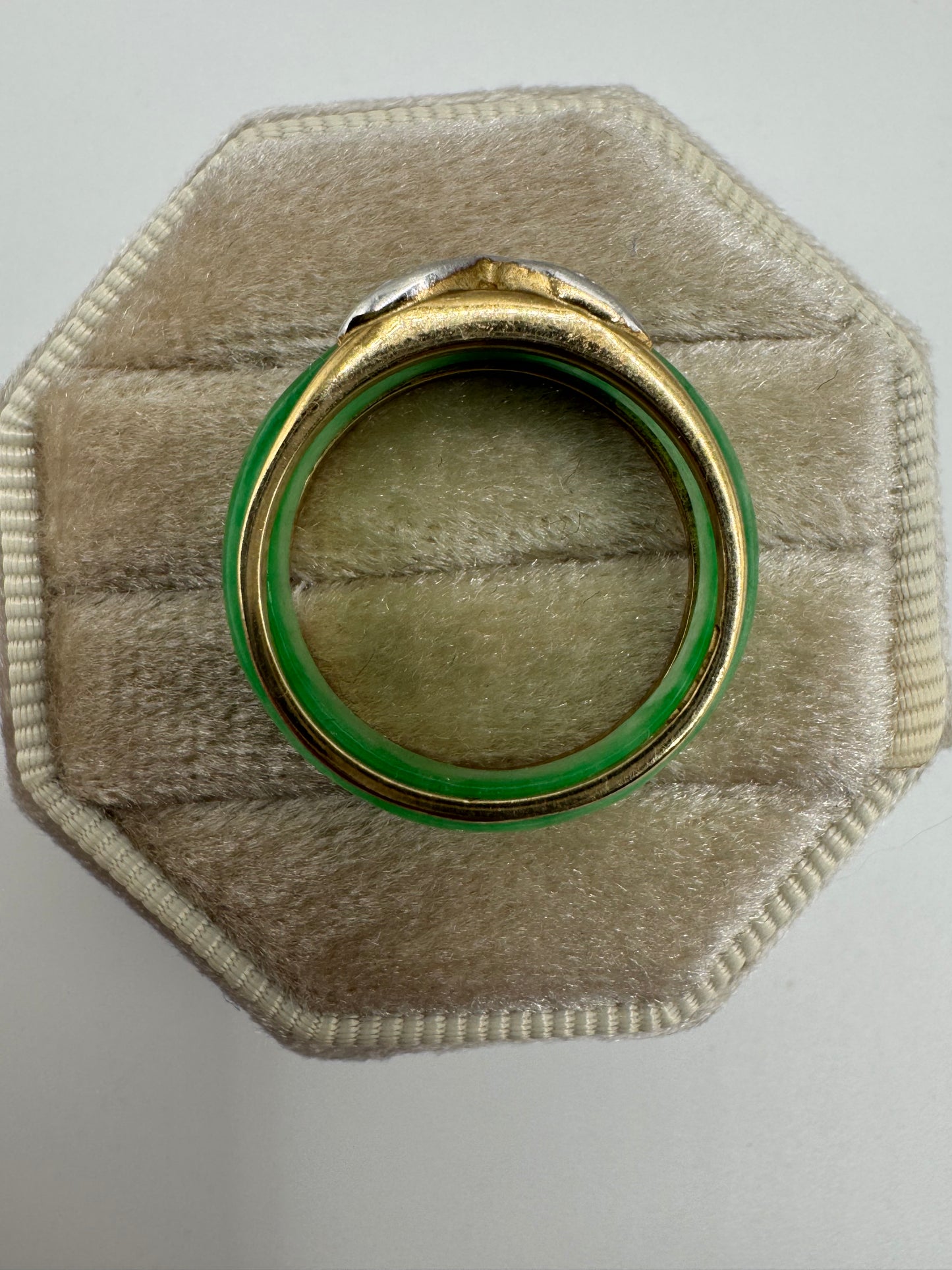 9ct gold Jade and diamond ring