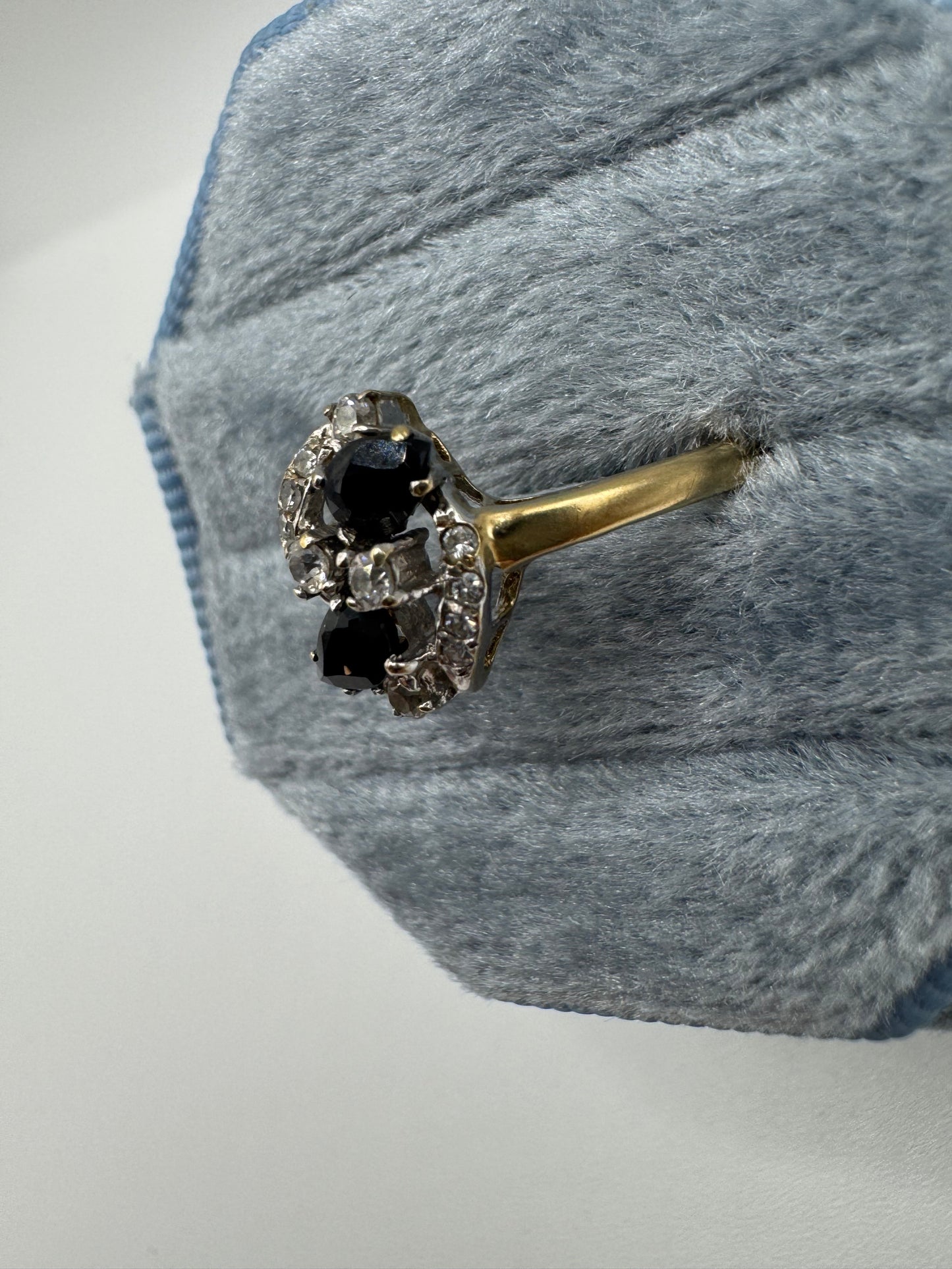9ct gold sapphire and cz ring
