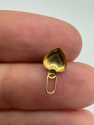18ct gold heart charm