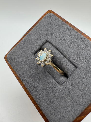 9ct gold opal and cz ring