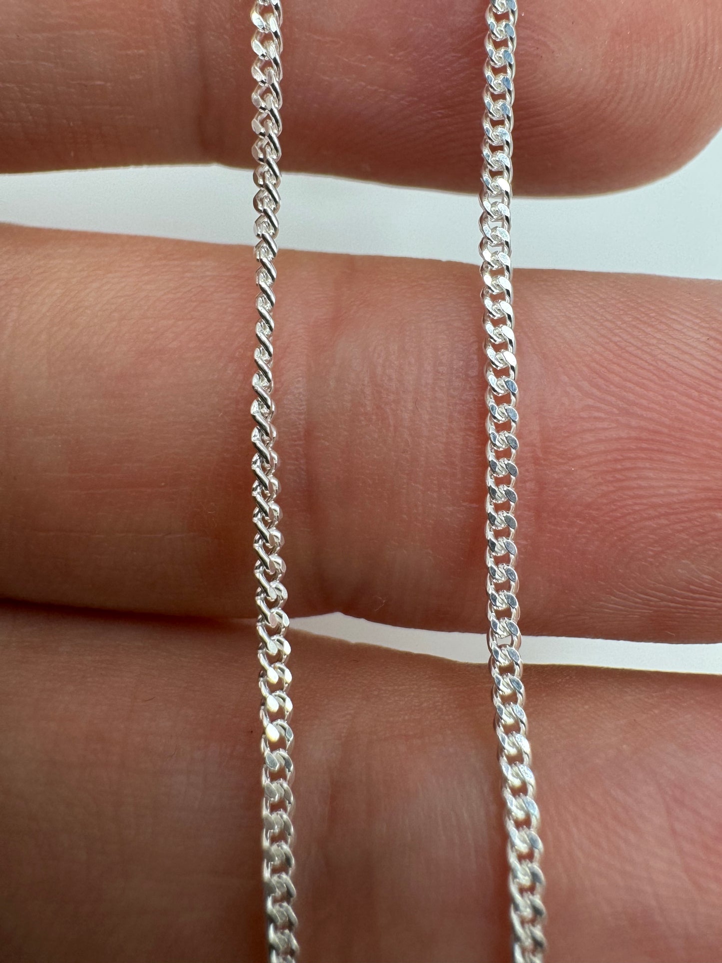 Silver curb chain 2 20”