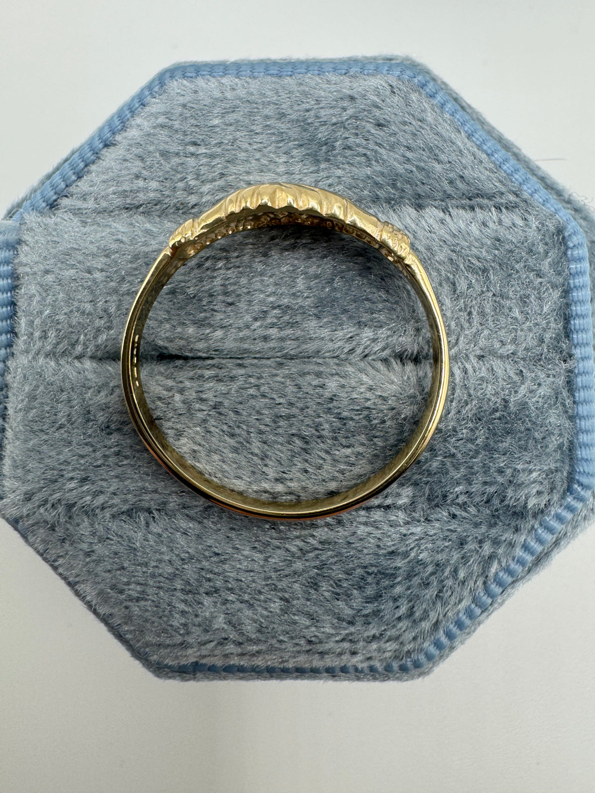 9ct gold Fede ring