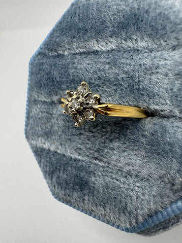 9ct gold diamond cluster ring
