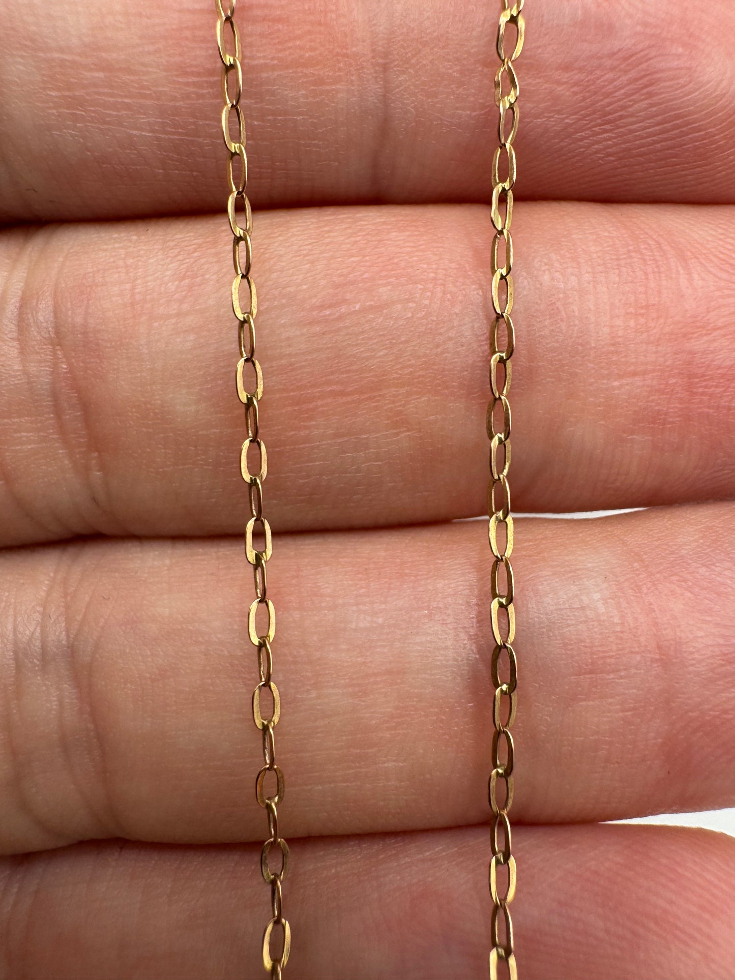 Antique 9ct gold chain 21