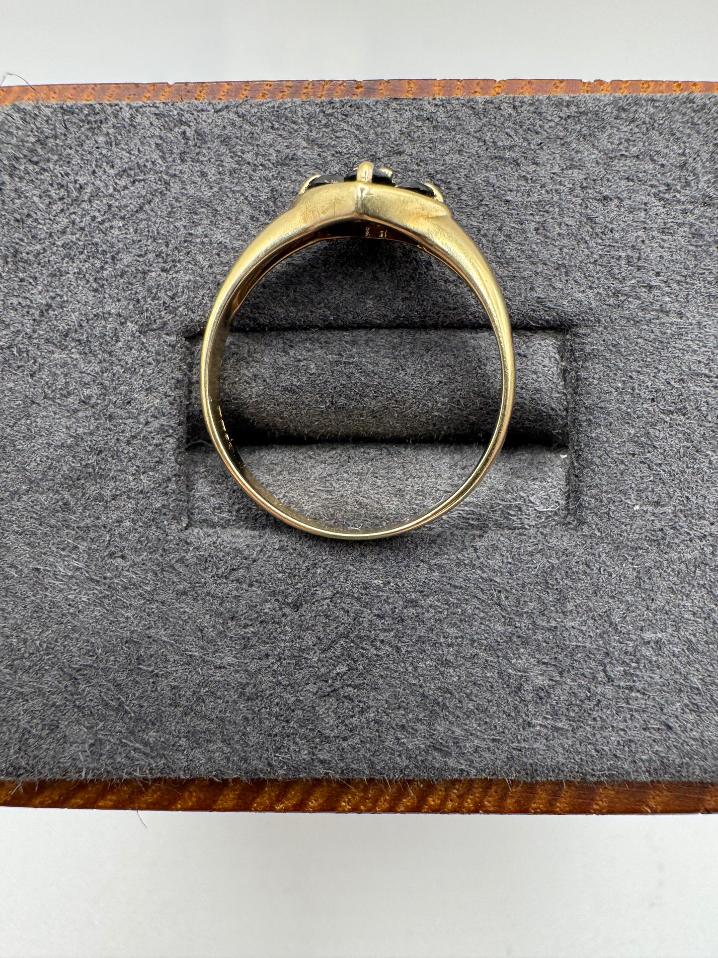 9ct gold black diamond ring