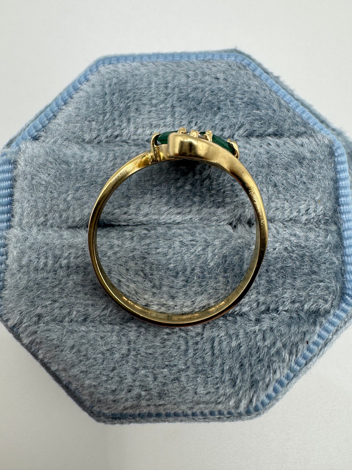 9ct gold emerald and cz ring