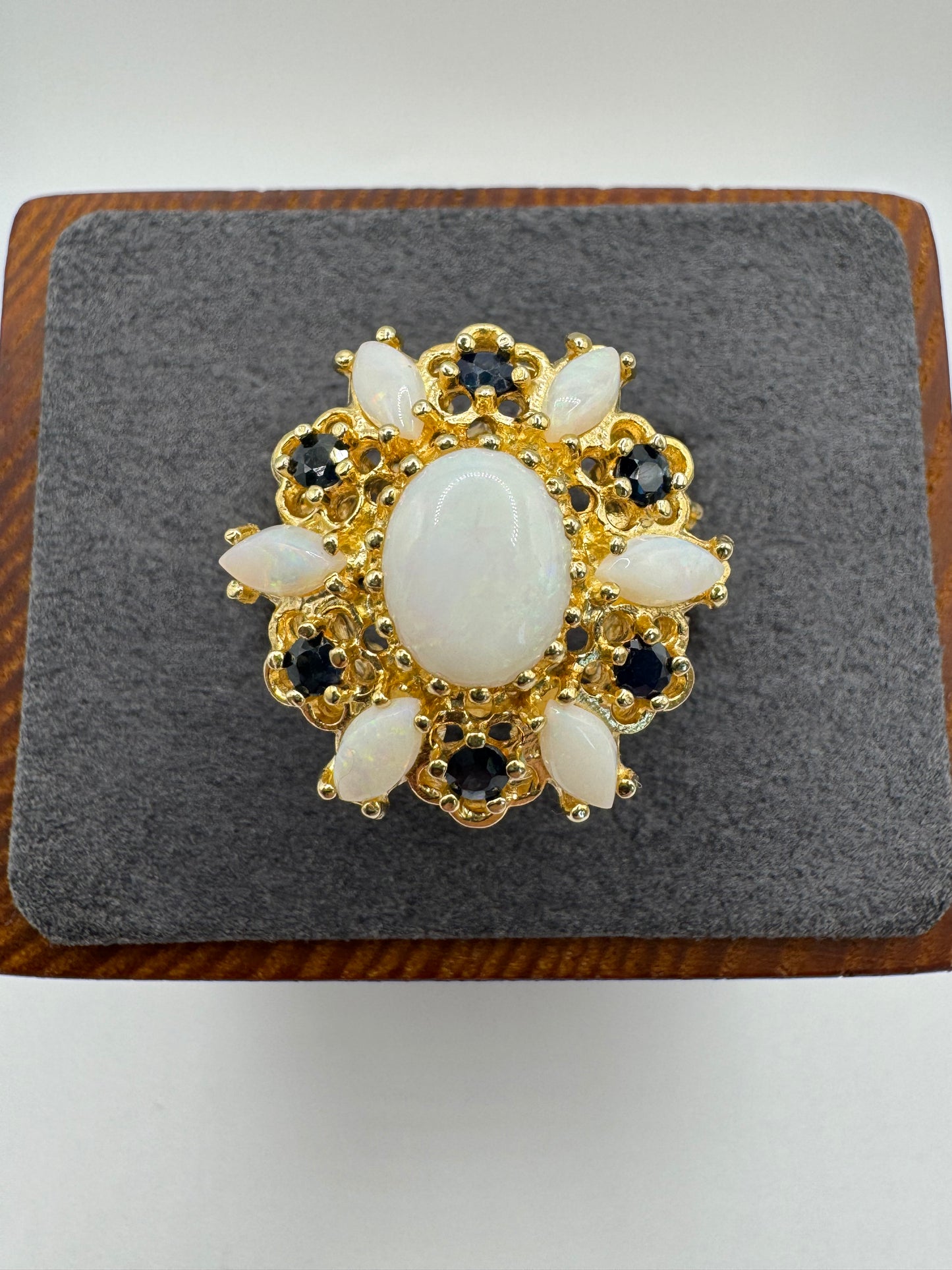 Heavy 9ct gold opal and sapphire ring