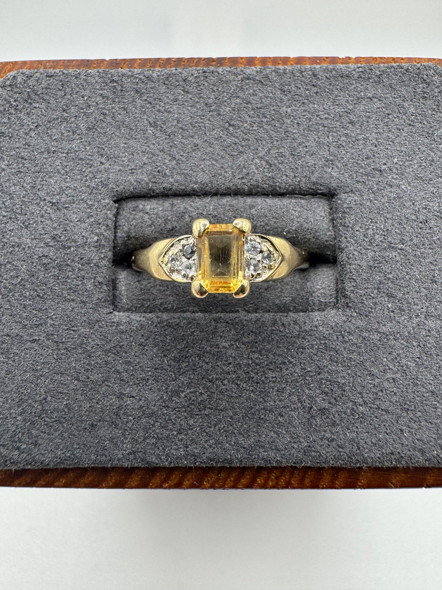 9ct gold citrine and zircon ring