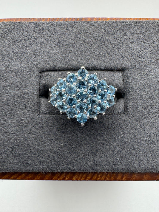 9ct white gold topaz cluster ring