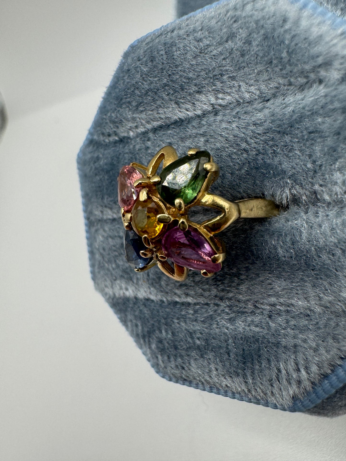 9ct gold multicoloured sapphire ring