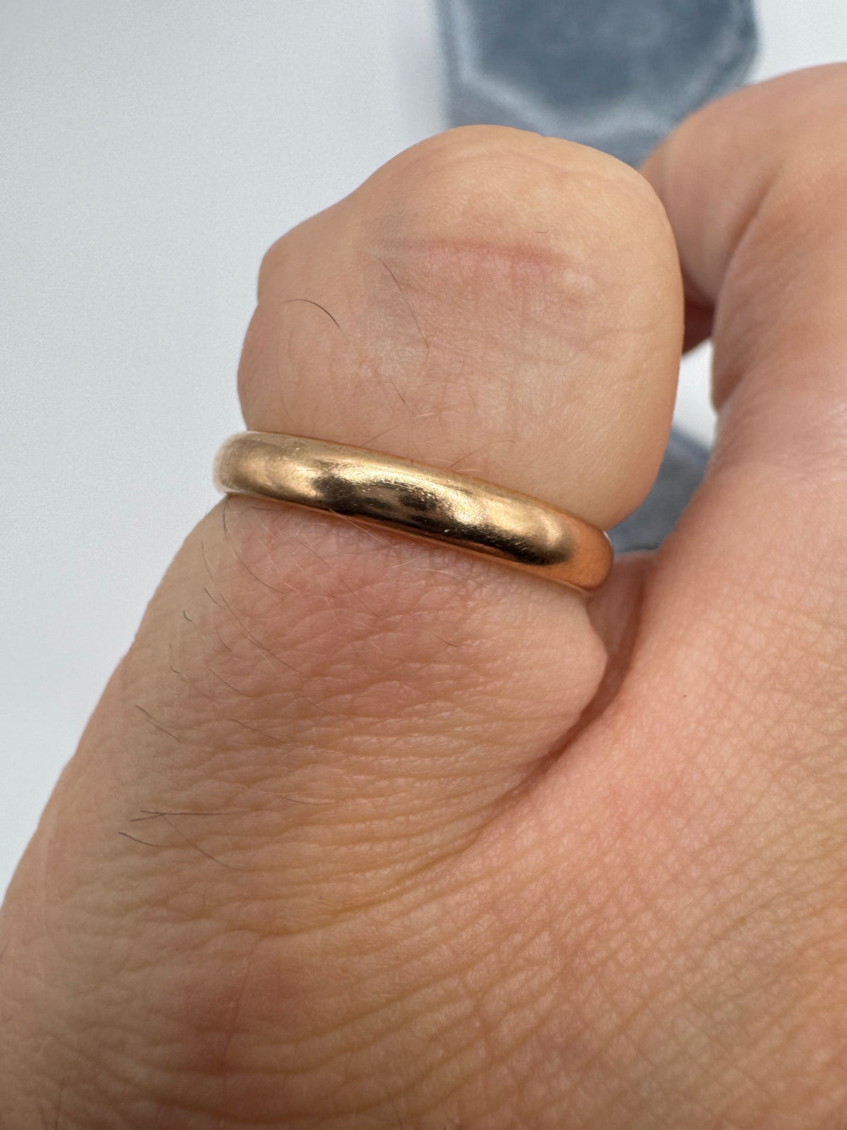 9ct rose gold band