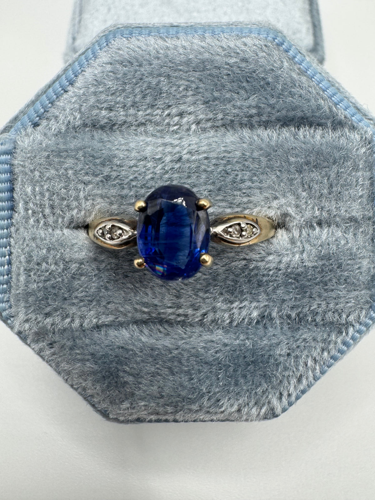 9ct gold sapphire and diamond ring