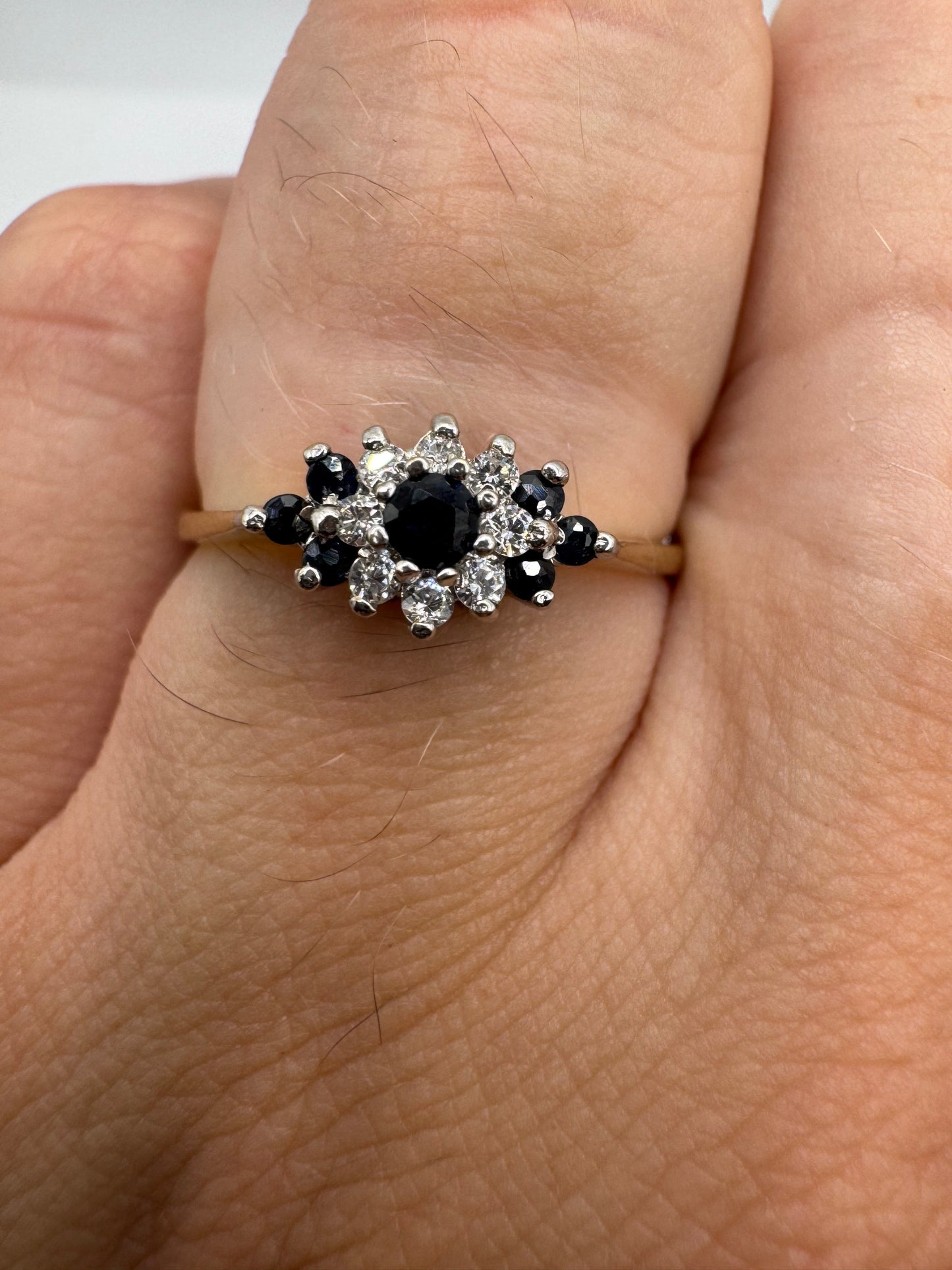 9ct gold sapphire and cz cluster ring