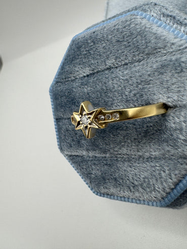 9ct gold diamond star ring