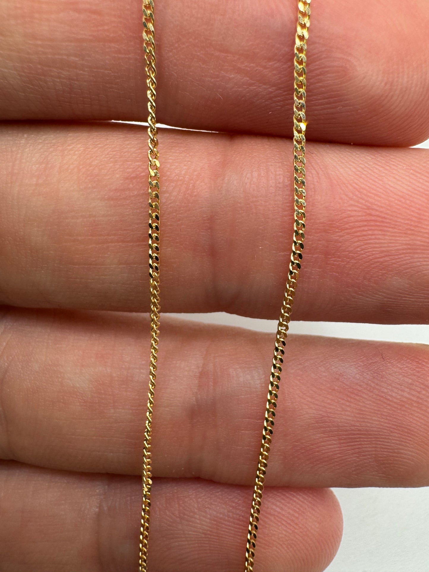 9ct gold curb chain 50 22”