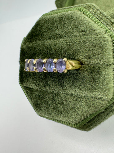 9ct gold tanzanite ring