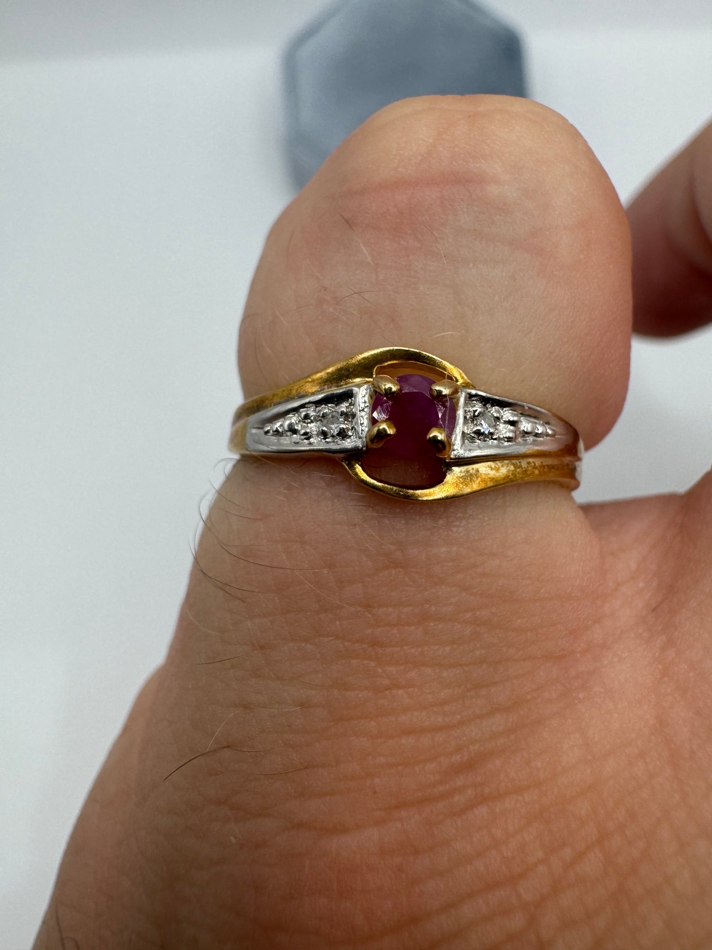 9ct gold ruby and diamond ring