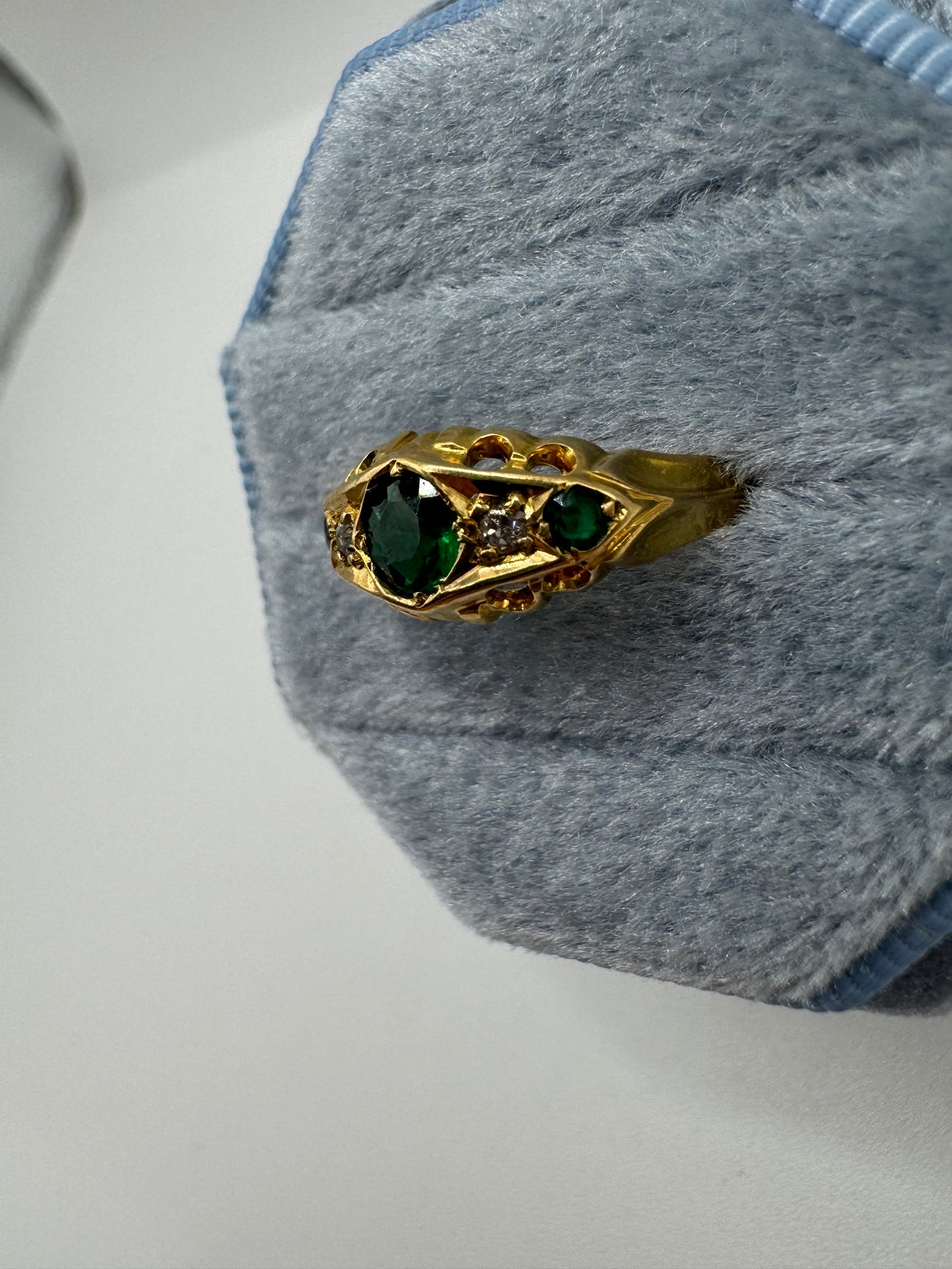 Antique 18ct gold tourmaline and diamond ring