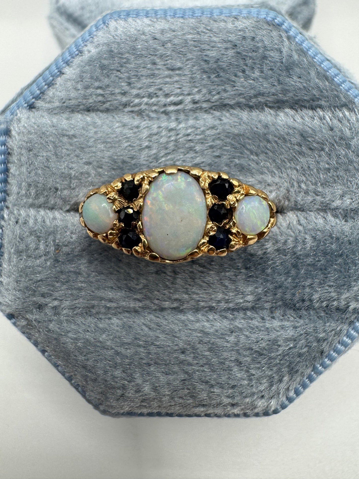 9ct gold opal and sapphire ring