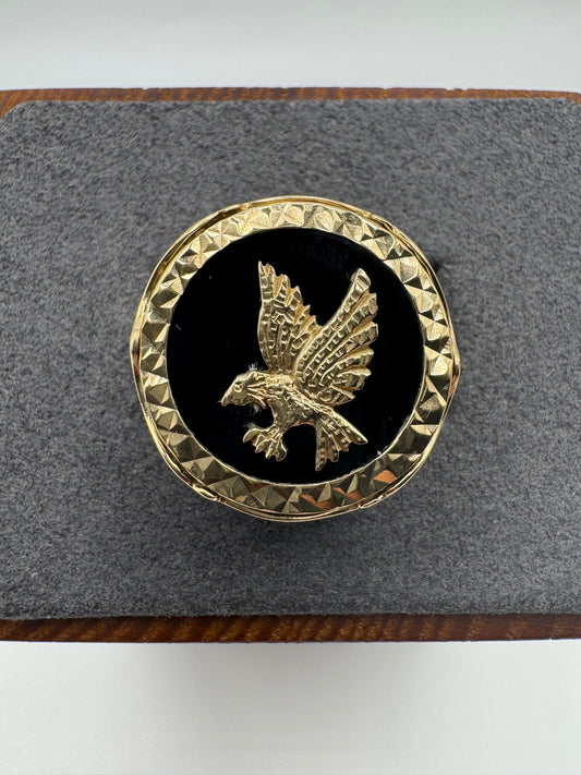 9ct gold onyx eagle crest ring