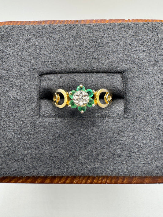 9ct gold emerald and diamond ring