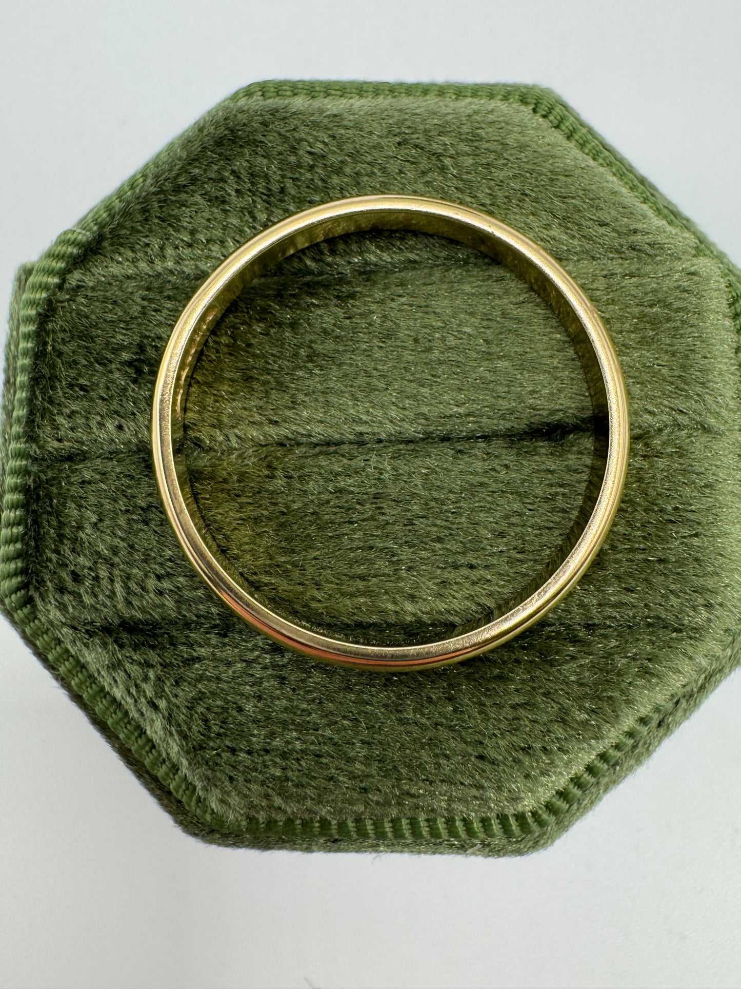 9ct gold plain band