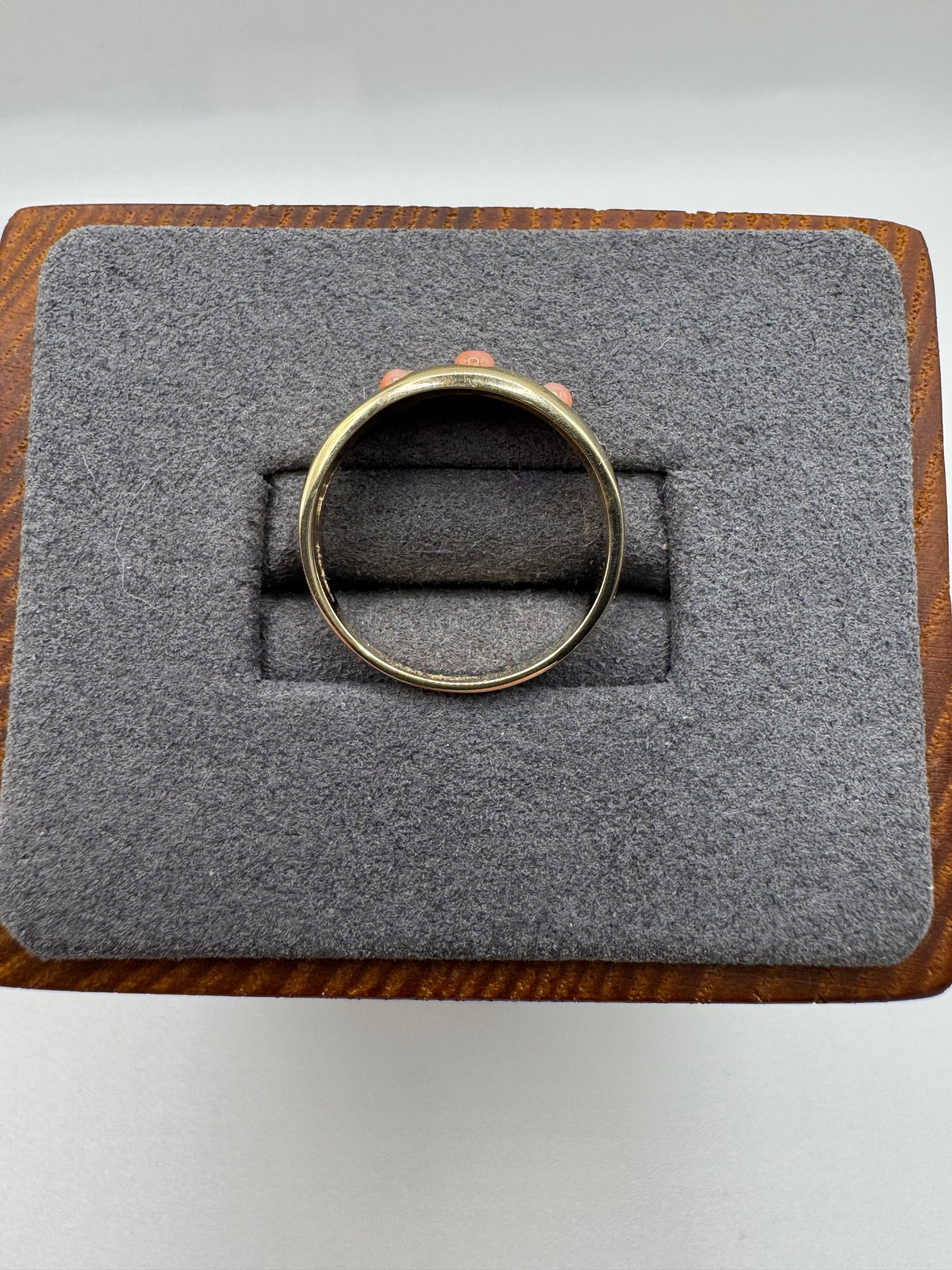 9ct gold coral gypsy ring