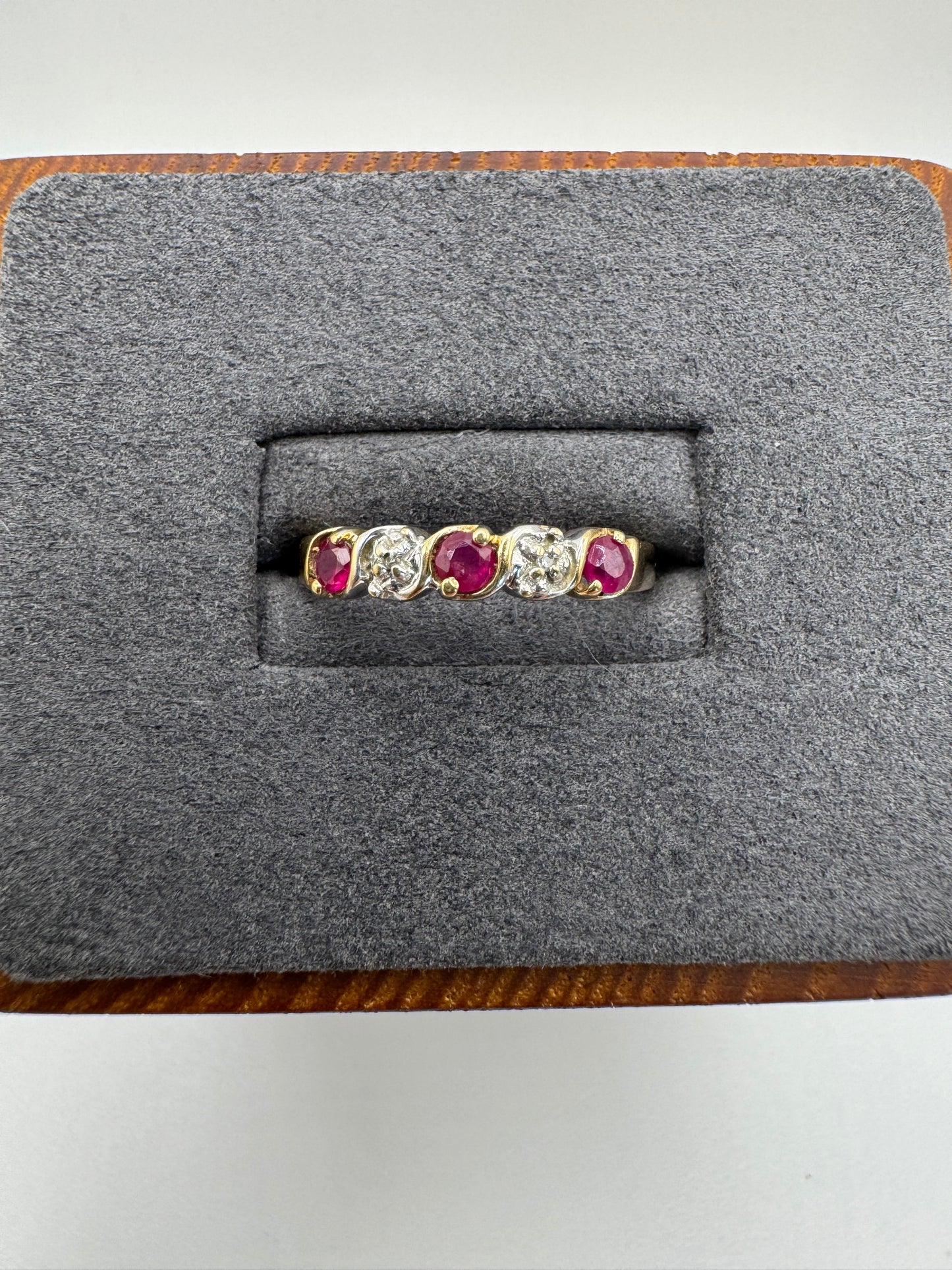 9ct gold ruby and diamond ring