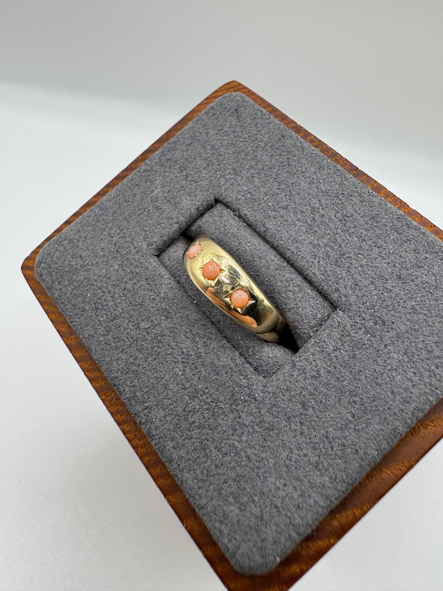 9ct gold coral gypsy ring