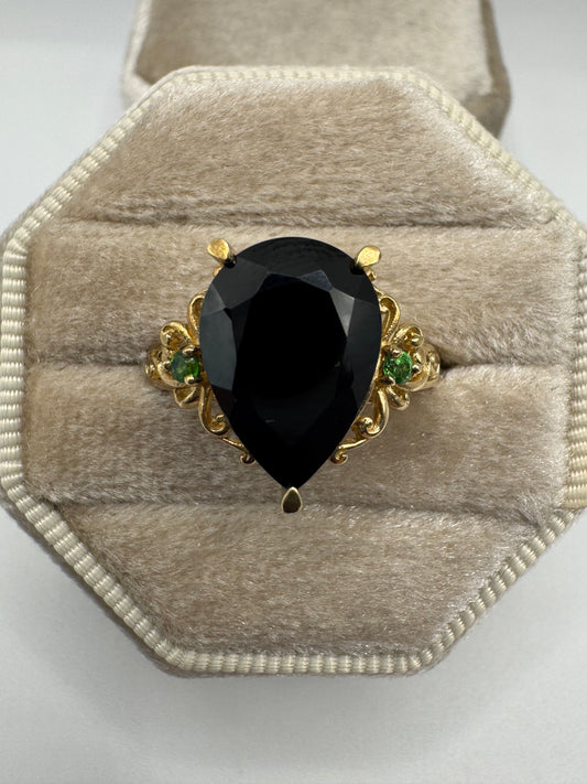 9ct gold tourmaline and demantoid garnet ring