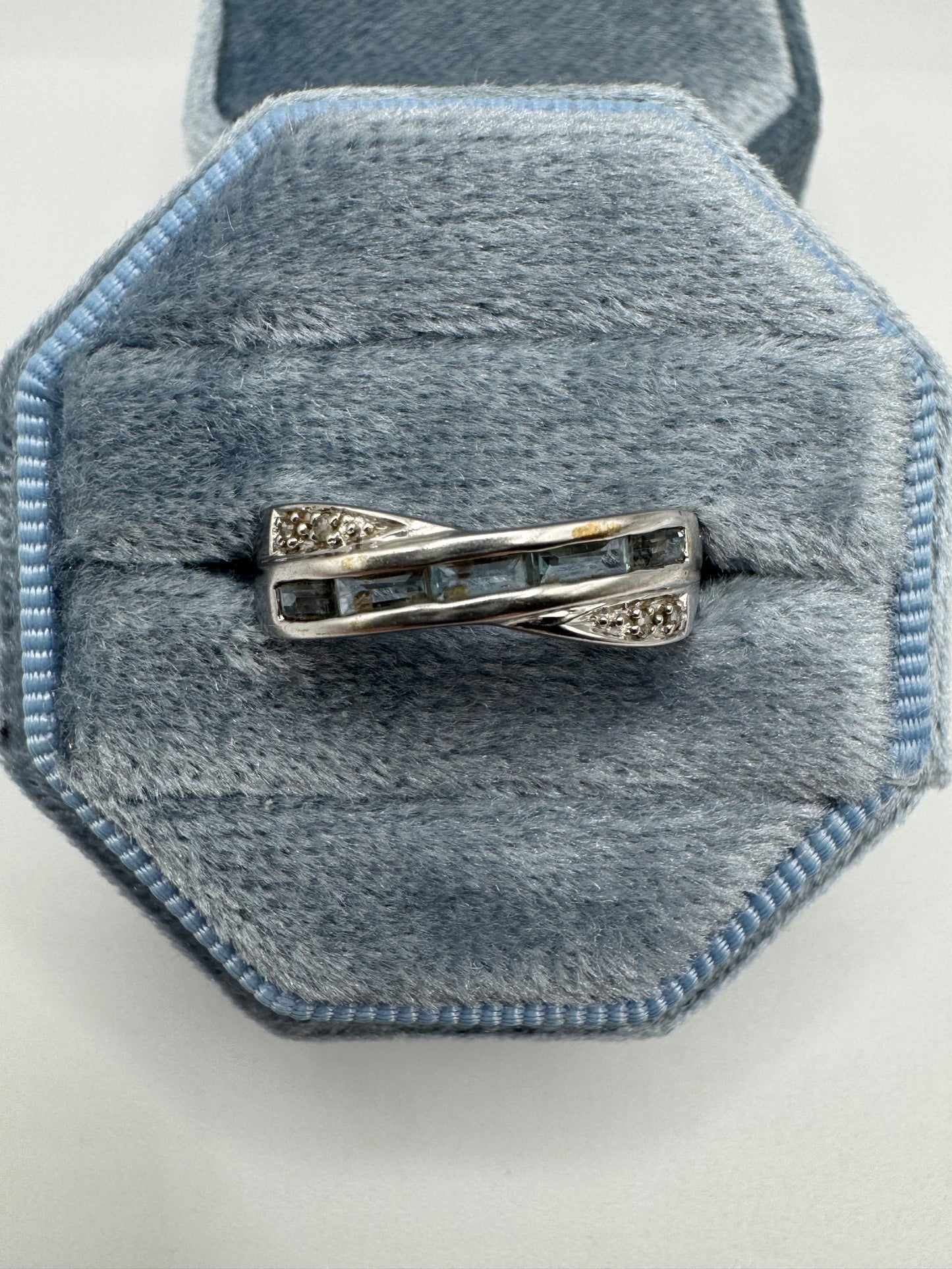 9ct white gold topaz and diamond ring