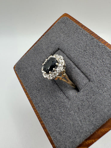 9ct gold sapphire and diamond cluster ring