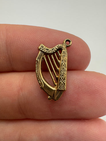 9ct gold harp charm