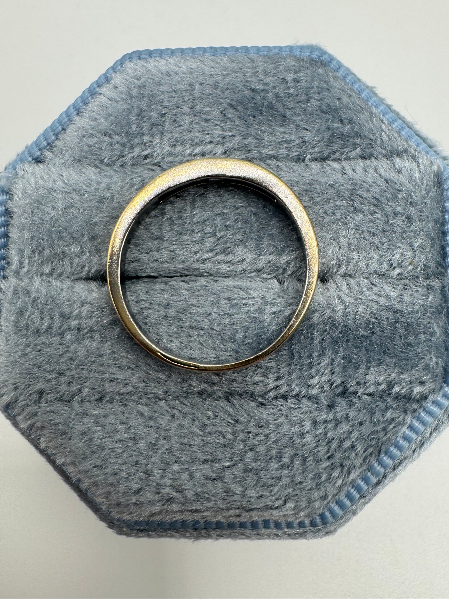 9ct gold cognac diamond ring