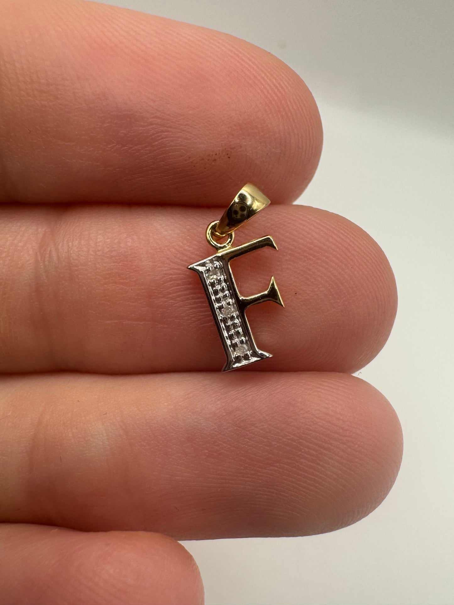 9ct gold diamond initial F pendant