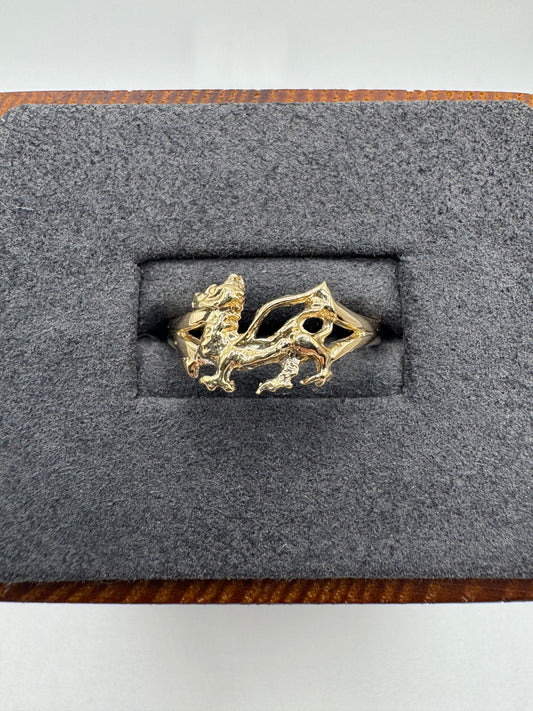 9ct gold dragon ring