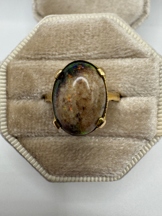 9ct gold boulder opal ring