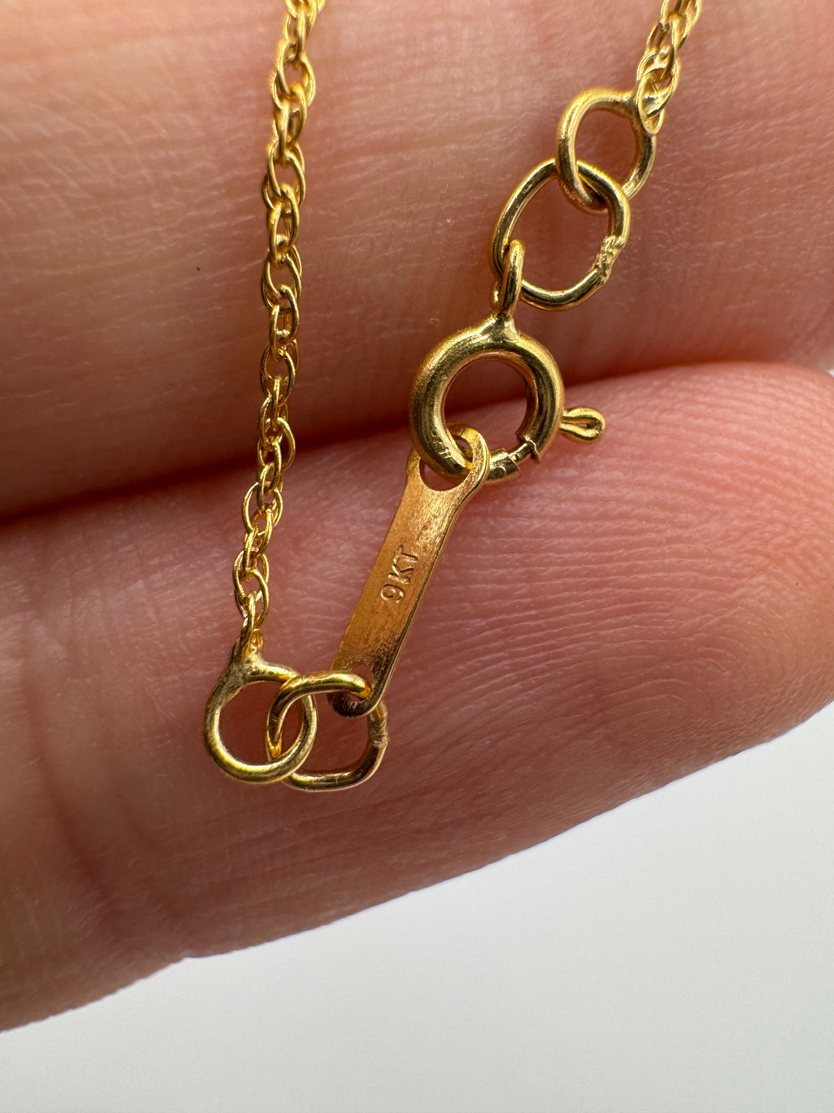 9ct gold chain 40 15.5”